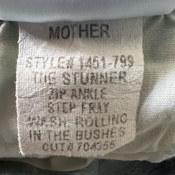 MOTHER THE STUNNER ZIP ANKLE STEP FRAY JEANS - Picture 11 of 12